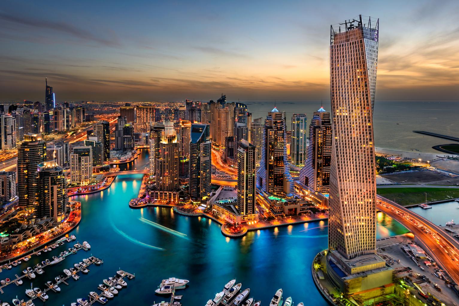 Recuni Header Image 1758538852_Dubai_Harbour_small